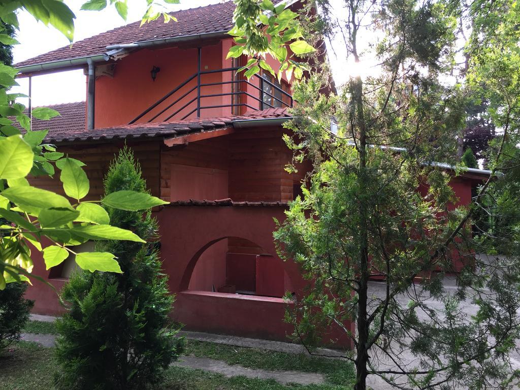 S' Centro - Park Apartments Kraljevo Exterior photo
